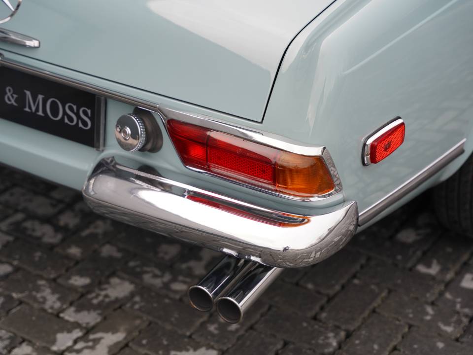 Immagine 31/50 di Mercedes-Benz 280 SL (1968)