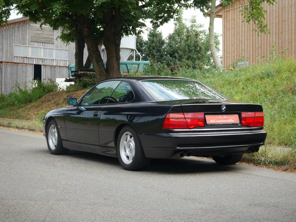 Image 19/27 de BMW 840Ci (1997)
