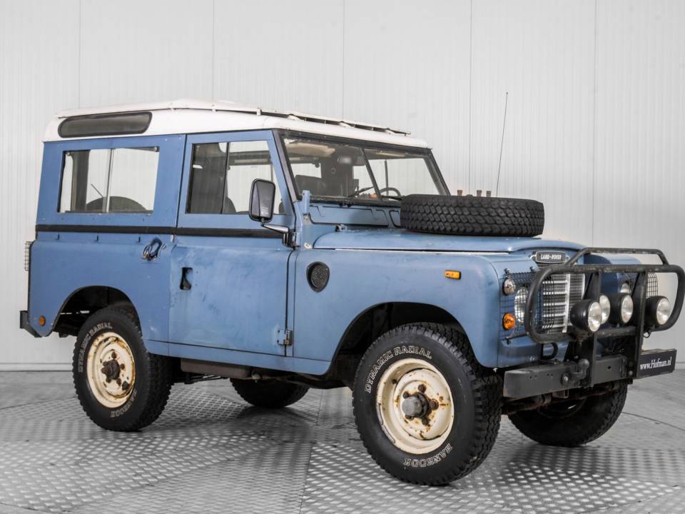 Image 7/50 of Land Rover 88 (1979)