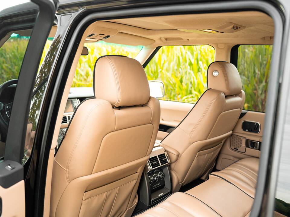 Imagen 32/67 de Land Rover Range Rover V8 Supercharged (2012)