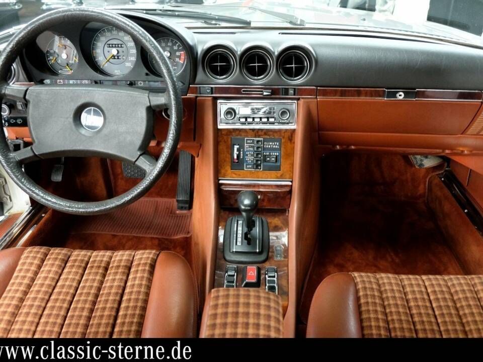 Image 10/15 of Mercedes-Benz 500 SLC (1980)