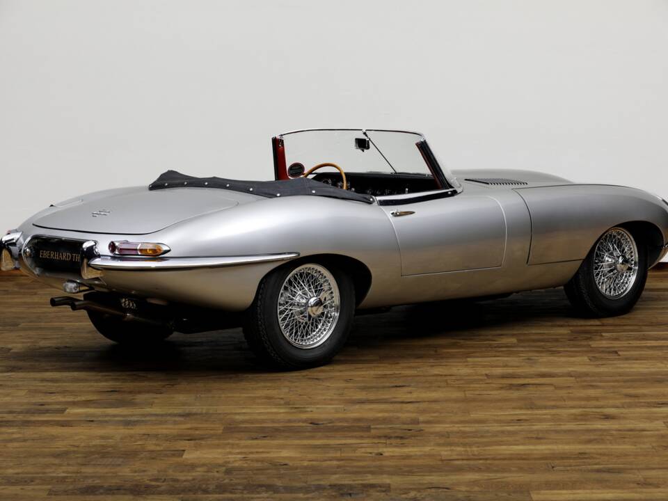 Afbeelding 6/27 van Jaguar E-Type 4.2 (1966)