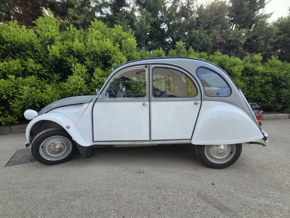 Bild 3/30 von Citroën 2 CV 6 Club (1985)