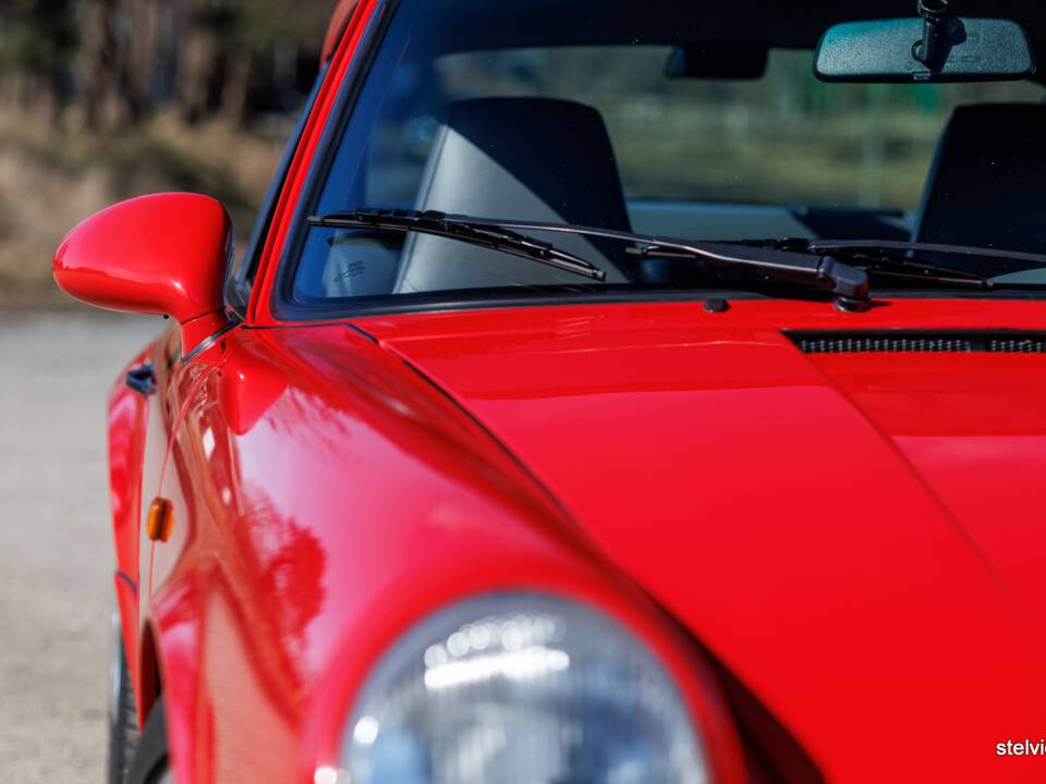 Afbeelding 14/33 van Porsche 911 Carrera 2 (1993)