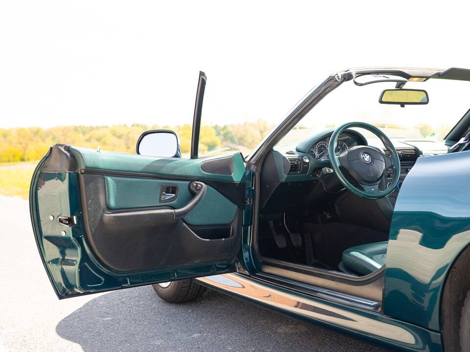 Bild 18/39 von BMW Z3 1.8 (1998)