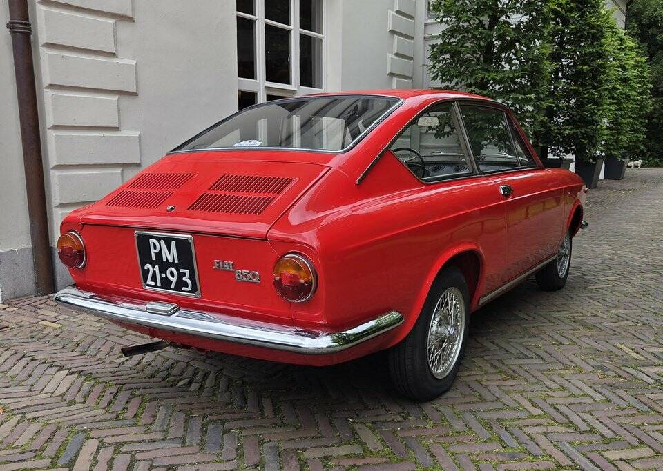 Immagine 7/8 di FIAT 850 Coupe (1965)