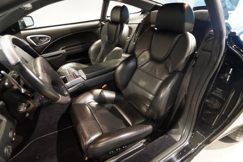 Bild 9/20 von Aston Martin V12 Vanquish (2004)