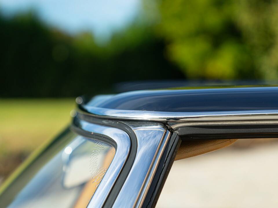 Image 15/50 de Mercedes-Benz 280 SL (1969)