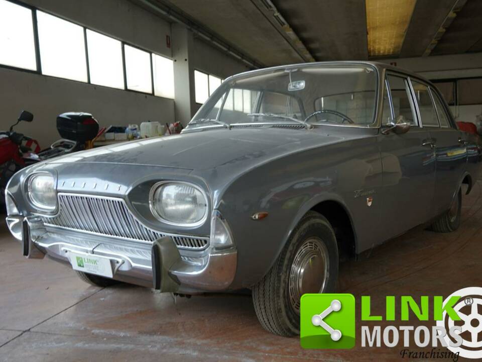 Immagine 3/10 di Ford Taunus 17m 1500 (1963)