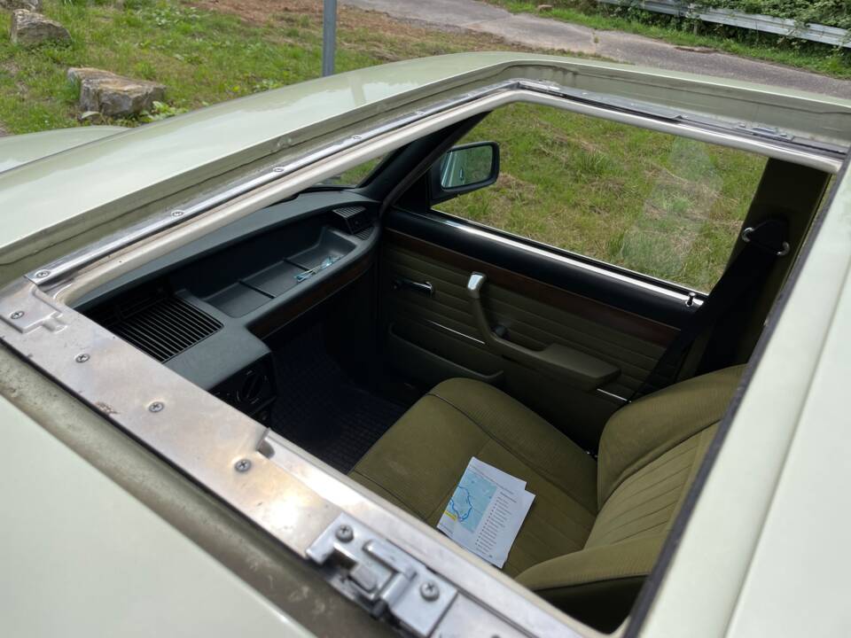 Image 63/100 de BMW 528i (1980)