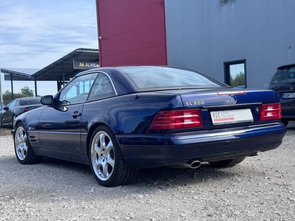 Bild 4/14 von Mercedes-Benz SL 500 (2000)