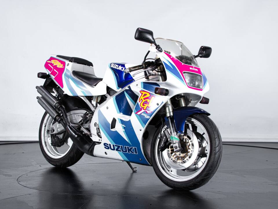 Immagine 4/50 di Suzuki RGV 250 Gamma (1992)