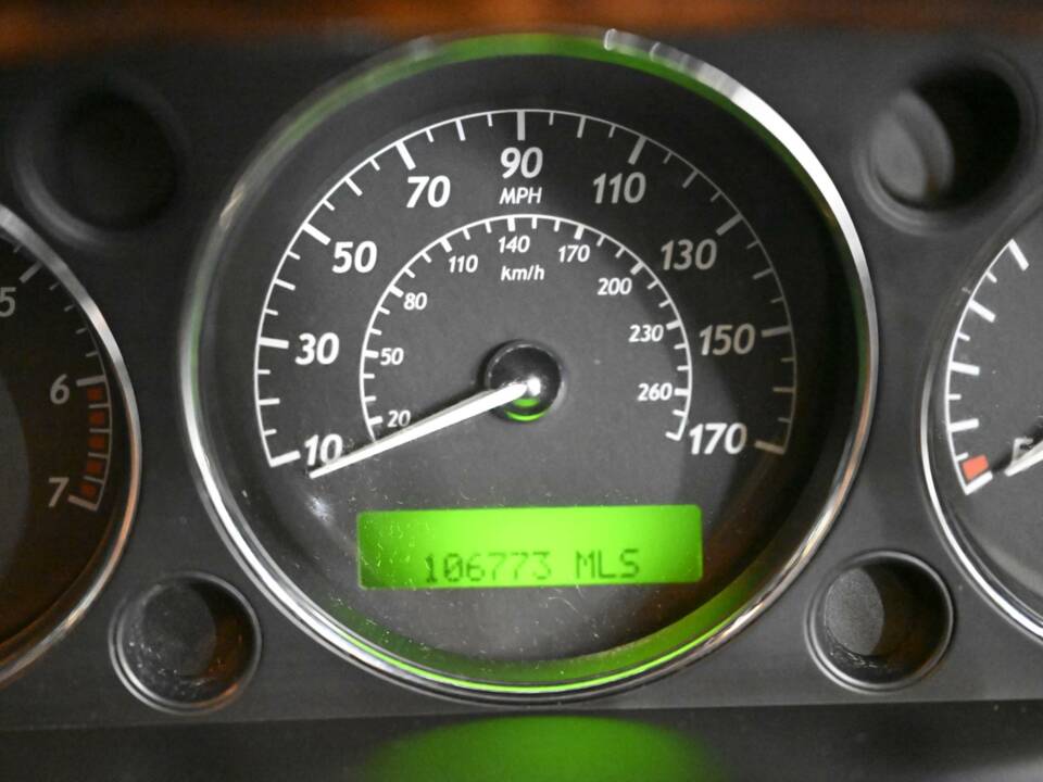 Imagen 35/50 de Jaguar XJR Super V8 (2004)