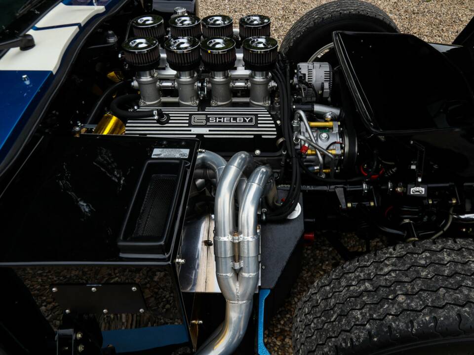 Afbeelding 46/50 van Shelby Daytona Cobra Coupe (1964)