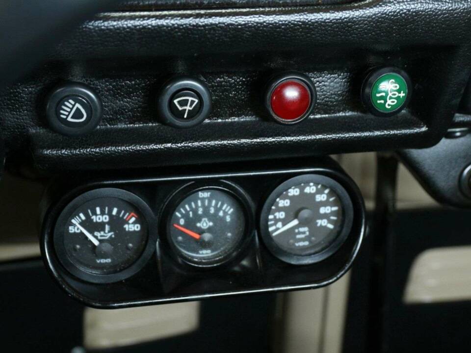 Immagine 18/50 di Volkswagen T2a Westfalia (1969)