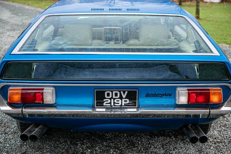 Image 23/42 of Lamborghini Espada 400 GT (1975)