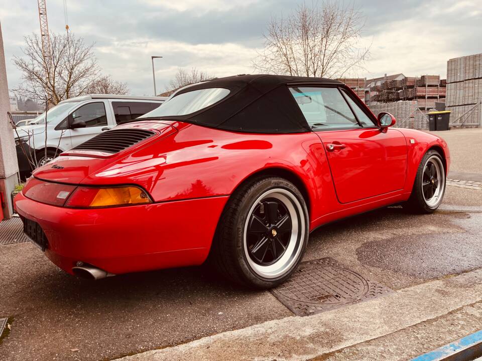Imagen 3/6 de Porsche 911 Carrera (1995)