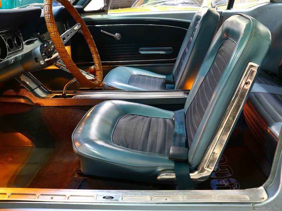 Bild 17/24 von Ford Mustang 200 (1966)