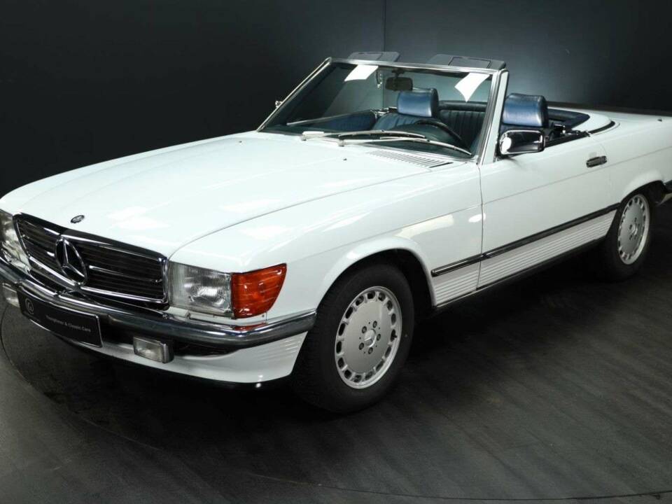 Image 1/30 de Mercedes-Benz 500 SL (1985)