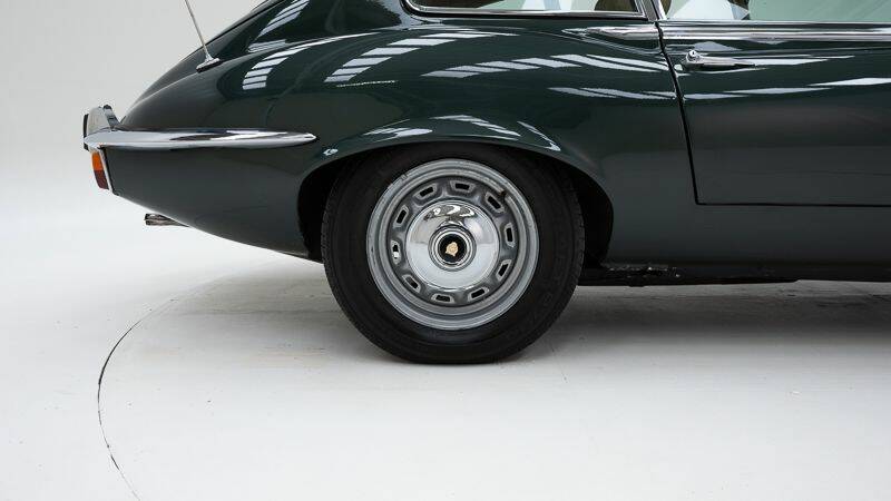 Image 15/15 de Jaguar Type E V12 (2+2) (1971)