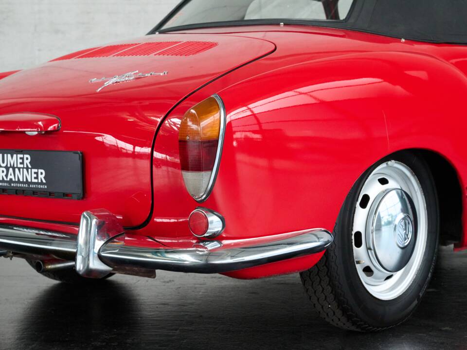 Image 41/50 of Volkswagen Karmann Ghia 1500 (1971)