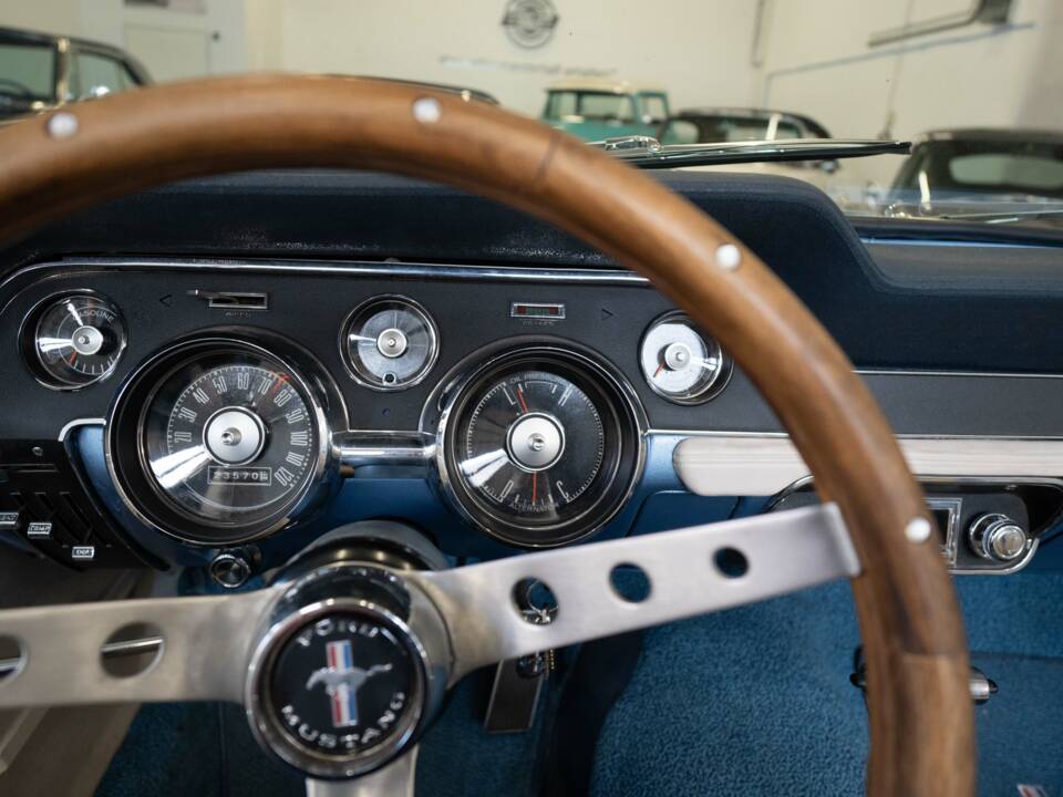 Image 17/27 of Ford Mustang 289 (1967)