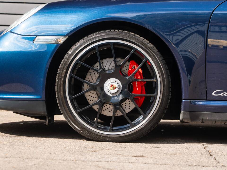 Image 9/54 of Porsche 911 Carrera GTS (2011)