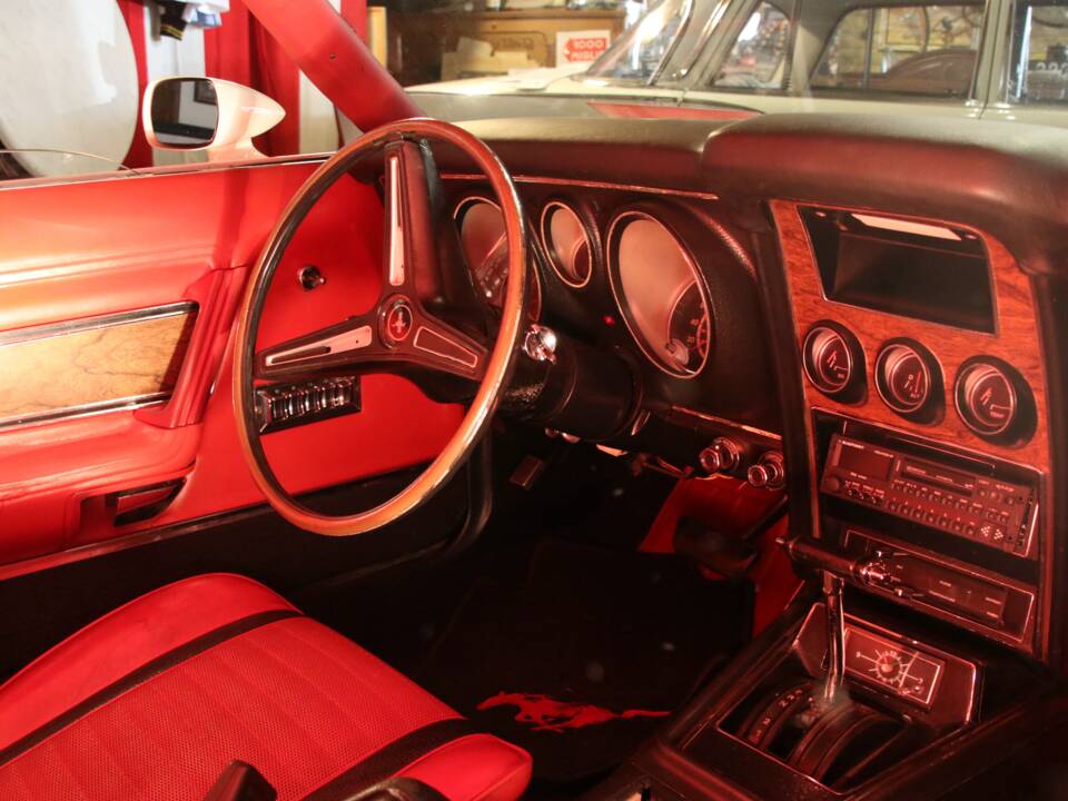 Immagine 32/41 di Ford Mustang Mach 1 (1972)