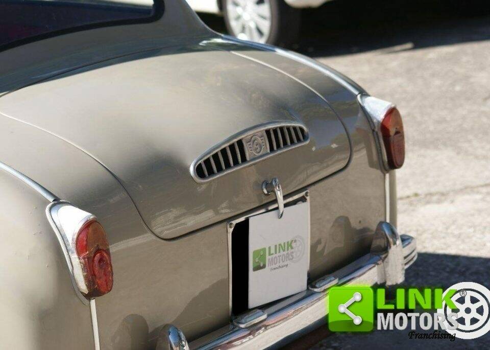 Bild 9/10 von Glas Goggomobil TS 300 (1958)