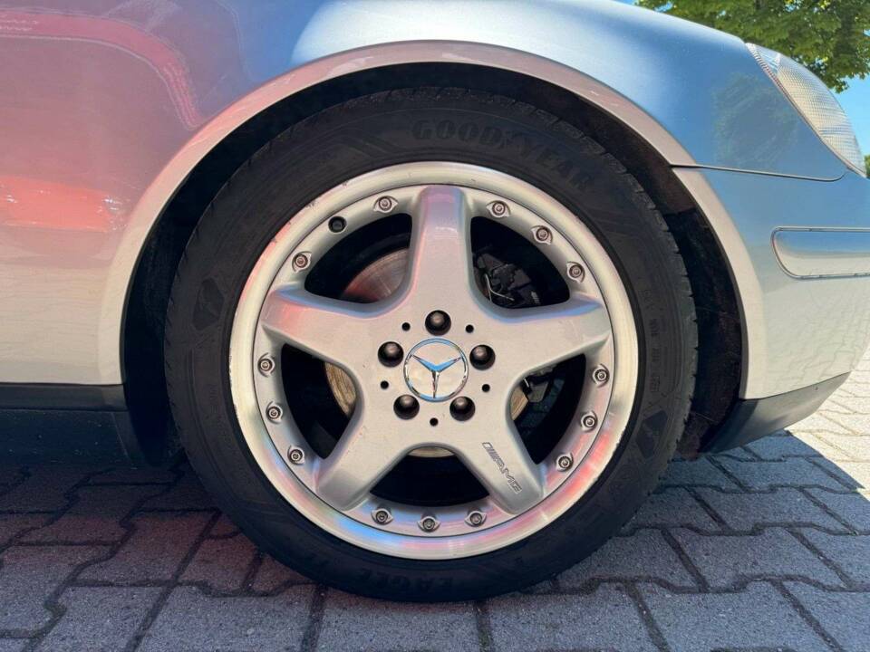 Image 8/16 of Mercedes-Benz SLK 230 Kompressor (1998)