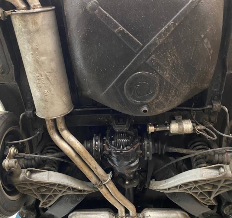 Bild 16/23 von Mercedes-Benz 500 SEL (1982)