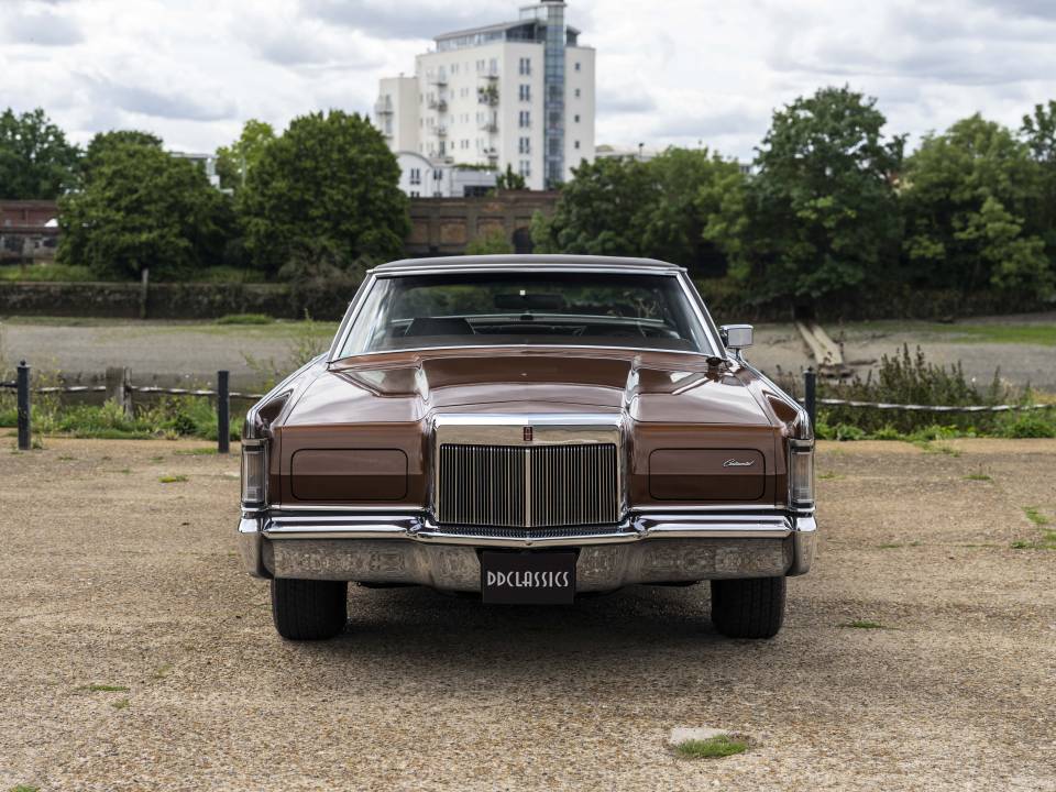 Image 5/37 of Lincoln Continental Mark III Hardtop Coupé (1971)