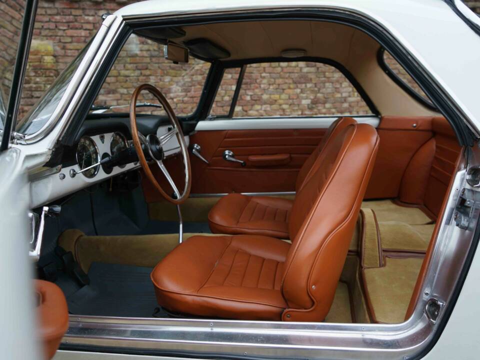 Image 25/50 of Lancia Flaminia GT 2.5 3C Touring (1964)