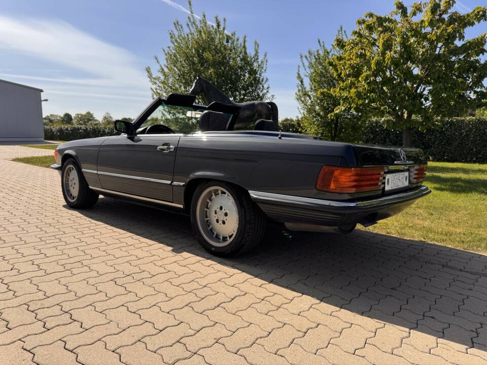 Imagen 35/93 de Mercedes-Benz 300 SL (1988)