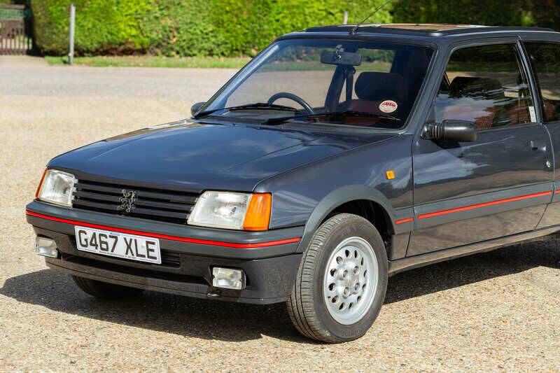 Imagen 8/50 de Peugeot 205 GTi 1.6 (1989)