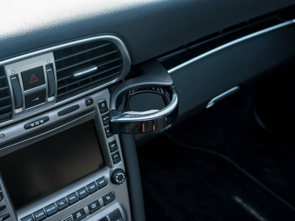 Image 26/34 de Porsche 911 Targa 4S (2008)