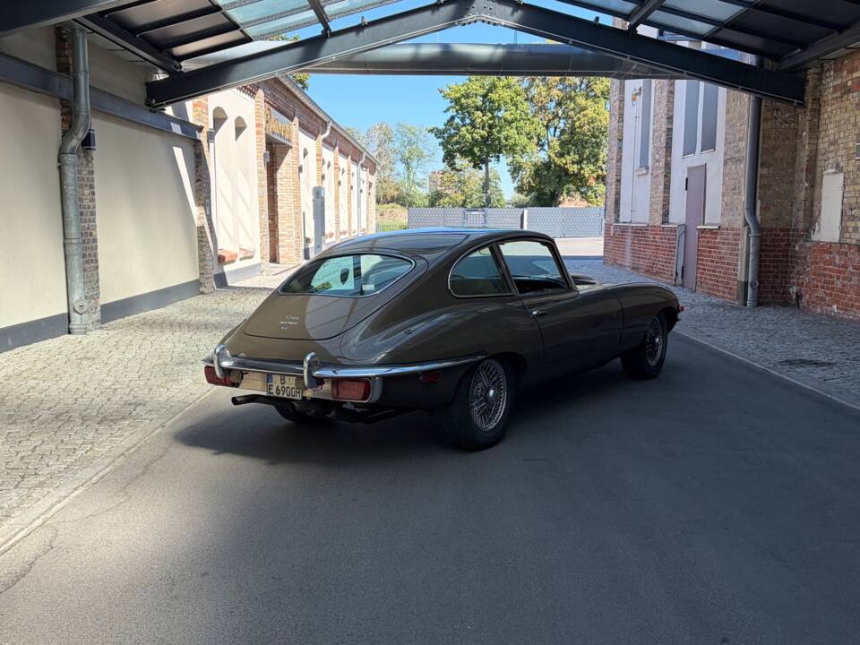 Image 12/81 de Jaguar Type E (2+2) (1969)
