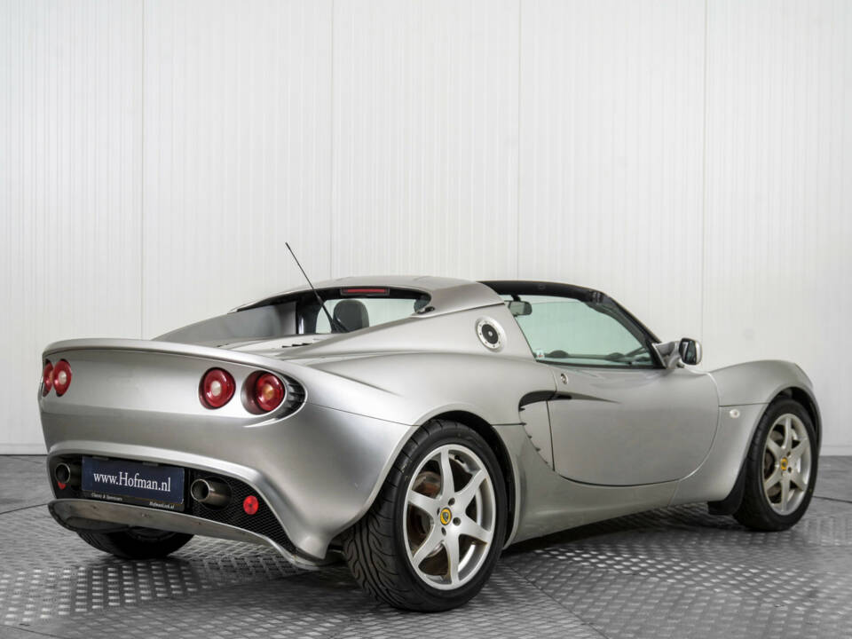 Image 2/50 of Lotus Elise (2002)