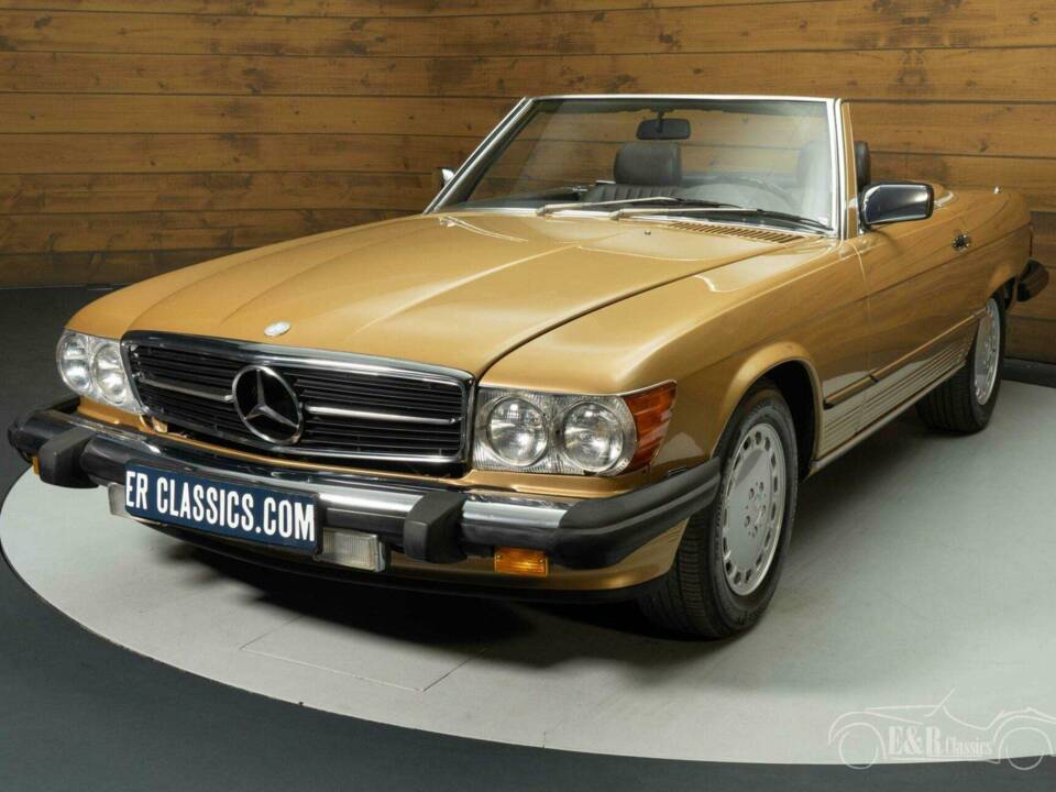Bild 6/19 von Mercedes-Benz 560 SL (1988)