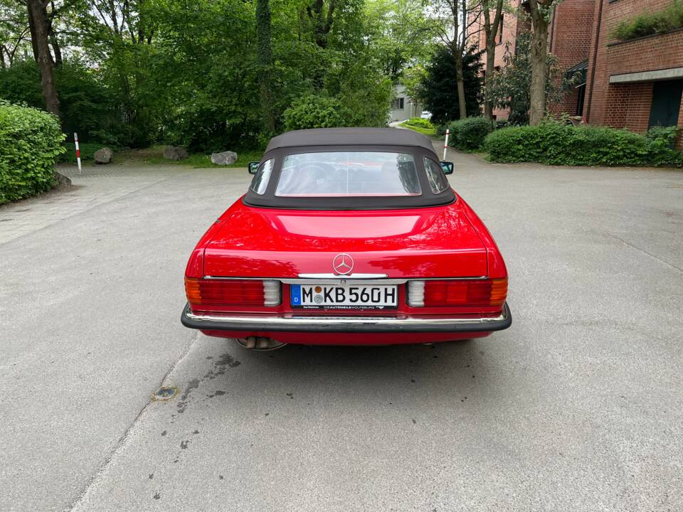 Image 14/27 de Mercedes-Benz 560 SL (1988)