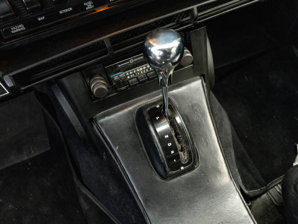 Image 18/20 of Jaguar E-Type (2+2) (1969)