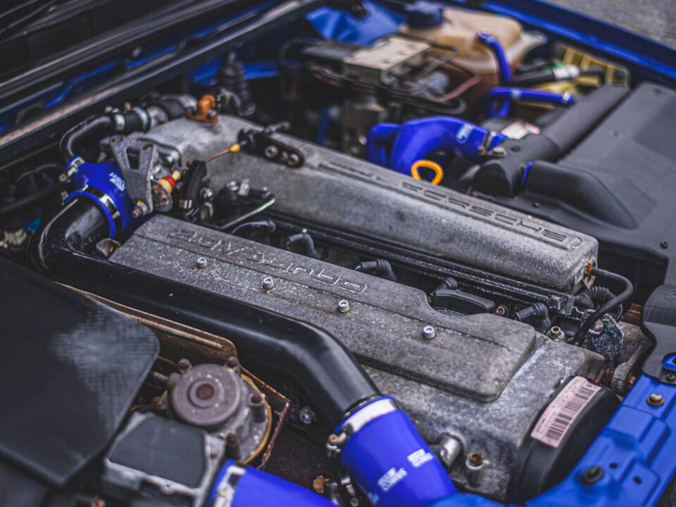 Image 5/45 of Audi RS2 Avant (1994)