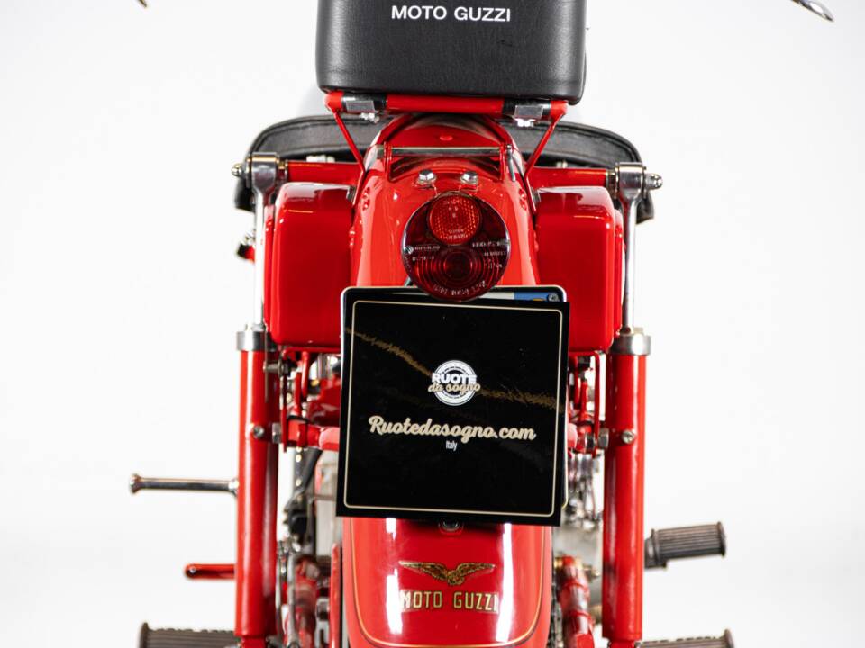 Immagine 26/50 di Moto Guzzi Astore (1952)