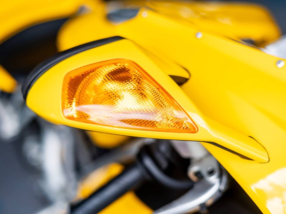 Immagine 29/30 di Ducati DUMMY (2004)