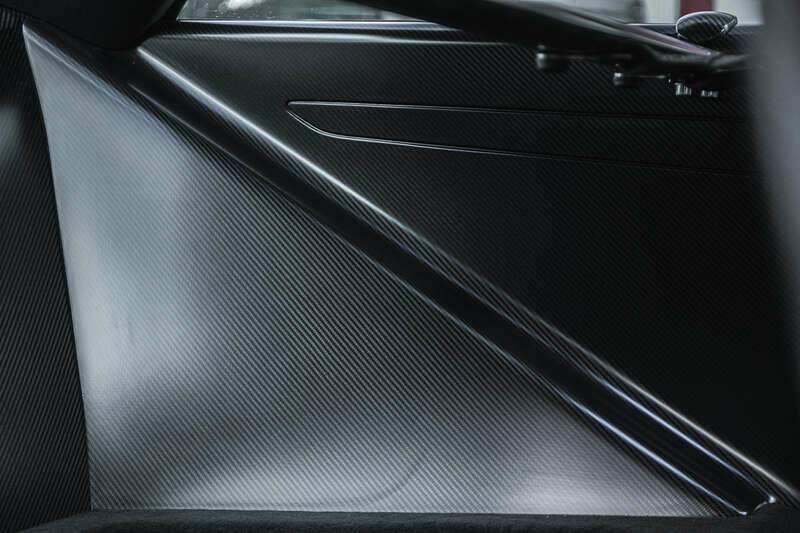 Image 33/50 of Mercedes-Benz CLK DTM AMG (2004)