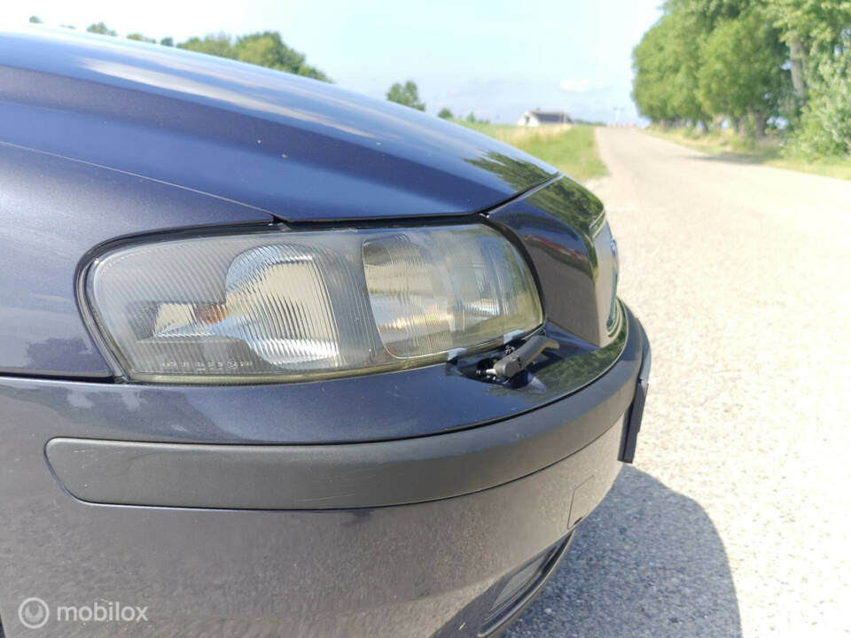 Bild 13/42 von Volvo XC70 2.4T (2000)