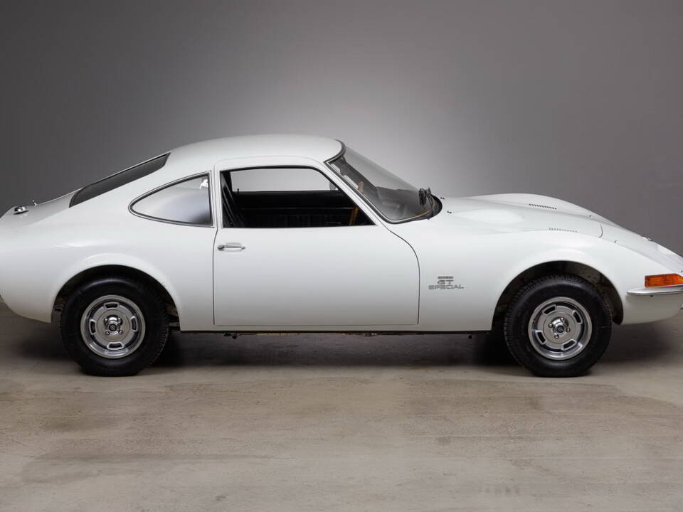 Bild 6/30 von Opel GT 1900 (1969)