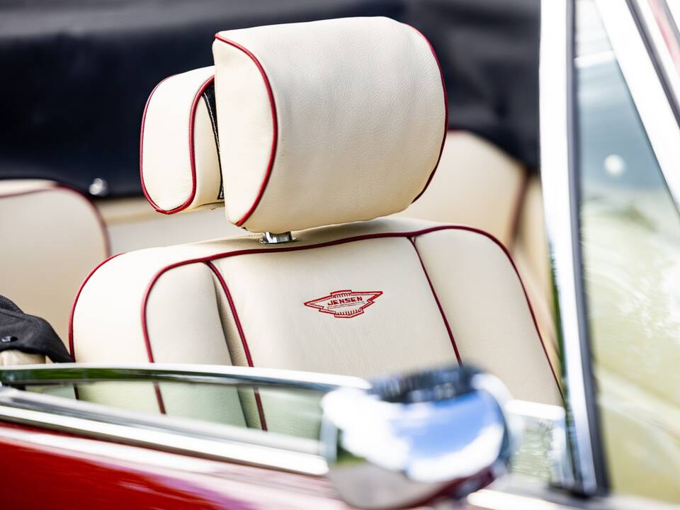 Image 21/50 of Jensen Interceptor MK III (1975)