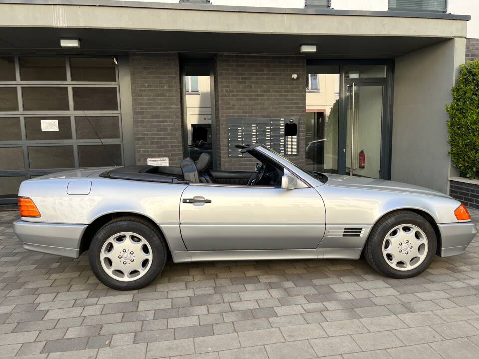 Image 11/24 of Mercedes-Benz SL 600 (1993)