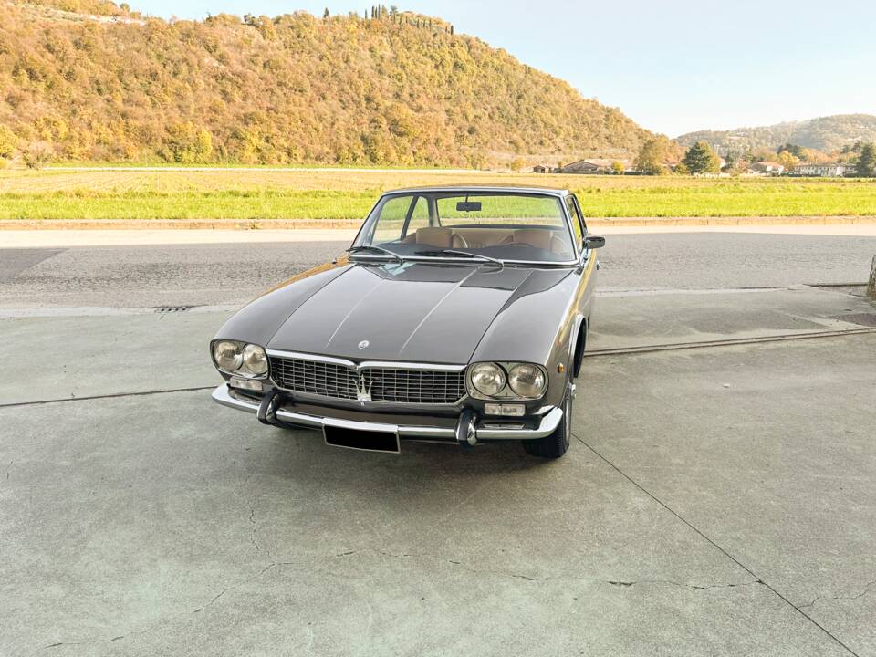 Image 8/101 of Maserati Mexico 4200 (1971)